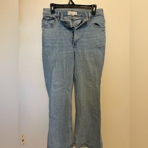 Abercrombie perfect flare Jean